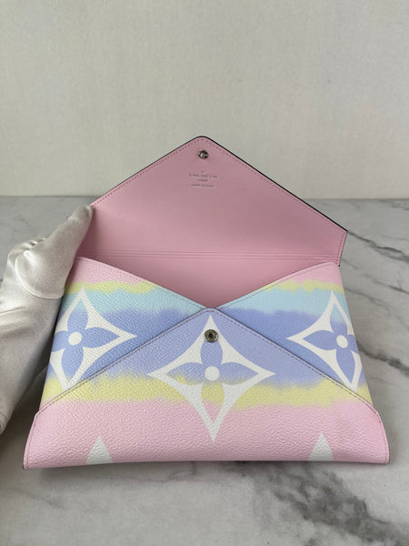 LOUIS VUITTON Pastel ESCALE Large Pochette Kirigami Clutch/Pouch