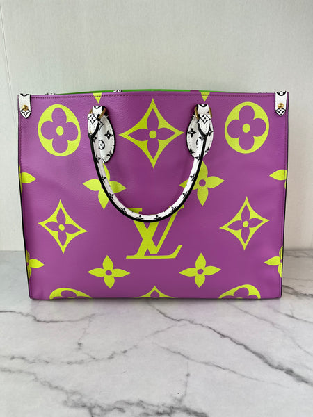LOUIS VUITTON Multicolor Monogram Giant Onthego GM Shoulder Bag