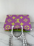LOUIS VUITTON Multicolor Monogram Giant Onthego GM Shoulder Bag