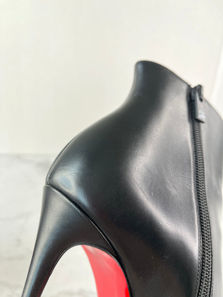 Christian Louboutin Black So Kate Booty 100 Size 38.5