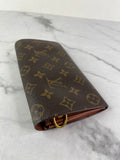 LOUIS VUITTON Monogram Sarah Wallet (with crossbody chain)