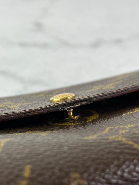 LOUIS VUITTON Monogram Sarah Wallet (with crossbody chain)