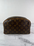 LOUIS VUITTON Monogram Toiletry Bag 25