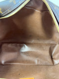 LOUIS VUITTON Monogram Toiletry Bag 25