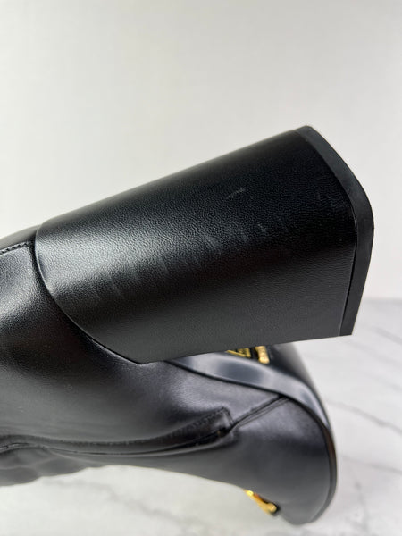 GUCCI Black Leather Horsebit ankle boots Size 40