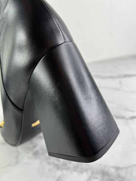 GUCCI Black Leather Horsebit ankle boots Size 40