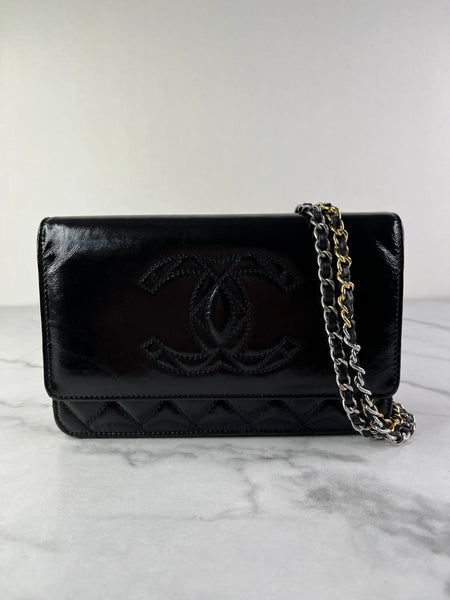 CHANEL Black CC Quilted Shiny Aged Calfskin Wallet On Chain crossbody/shoulder bag