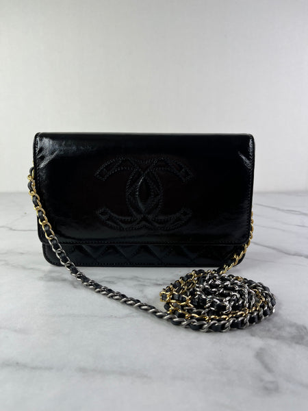 CHANEL Black CC Quilted Shiny Aged Calfskin Wallet On Chain crossbody/shoulder bag