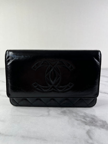 CHANEL Black CC Quilted Shiny Aged Calfskin Wallet On Chain crossbody/shoulder bag