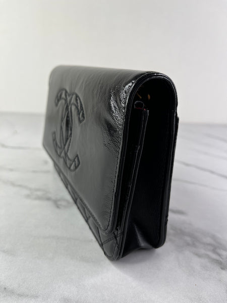 CHANEL Black CC Quilted Shiny Aged Calfskin Wallet On Chain crossbody/shoulder bag
