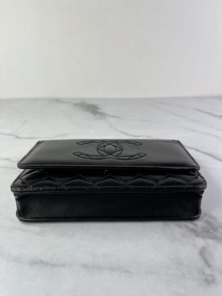 CHANEL Black CC Quilted Shiny Aged Calfskin Wallet On Chain crossbody/shoulder bag
