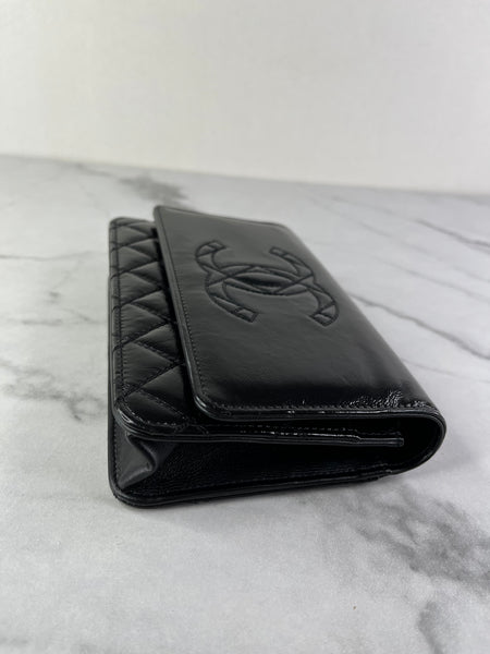 CHANEL Black CC Quilted Shiny Aged Calfskin Wallet On Chain crossbody/shoulder bag