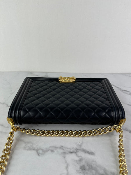CHANEL Black Quilted Large Boy Crossbody/Shoulder Bag