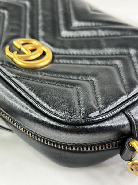 GUCCI Black Calfskin Matelasse Mini GG Marmont Chain Shoulder/Crossbody Bag