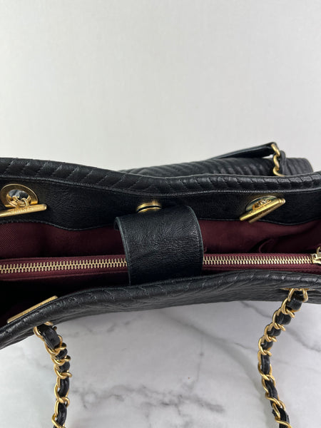 CHANEL Black Wrinkled Lambskin Chevron Quilted Surpique Tote Shoulder Bag