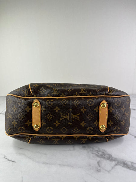 LOUIS VUITTON Monogram Galliera PM Shoulder Bag