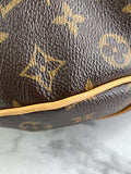 LOUIS VUITTON Monogram Galliera PM Shoulder Bag
