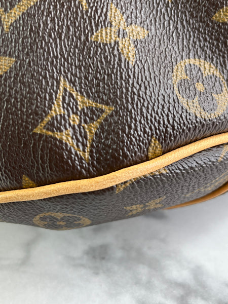 LOUIS VUITTON Monogram Galliera PM Shoulder Bag