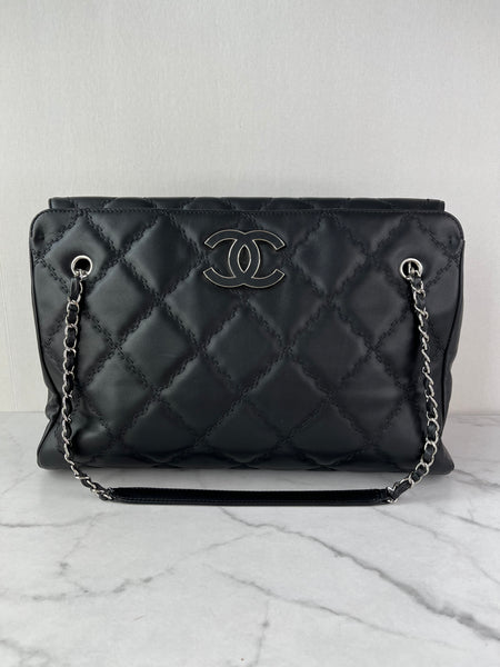 CHANEL Black Quilted Hampton Shopping Tote Shoulder Bag