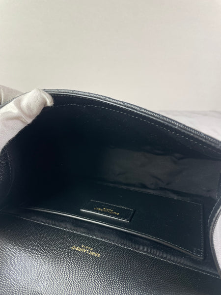 SAINT LAURENT Black ENVELOPE MEDIUM BAG IN MIX MATELASSÉ GRAIN DE POUDRE EMBOSSED LEATHER Crossbody/Shoulder Bag