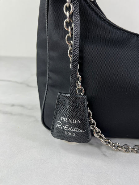 PRADA Black Re-Edition 2005 Nylon crossbody/shoulder bag