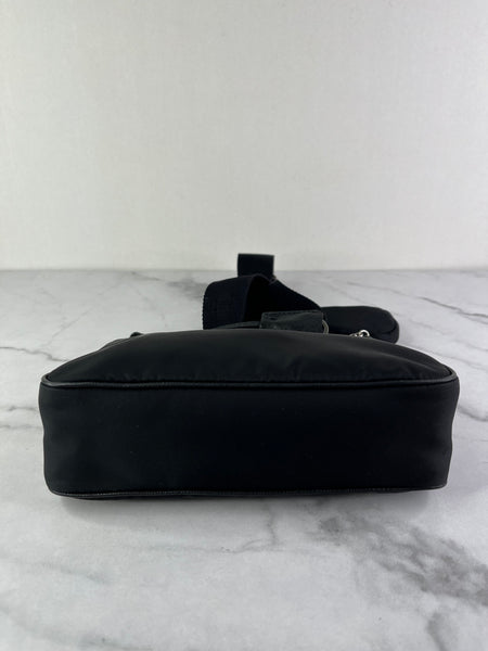 PRADA Black Re-Edition 2005 Nylon crossbody/shoulder bag