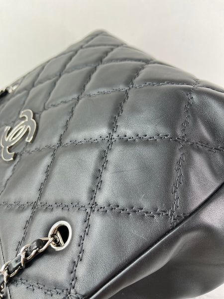 CHANEL Black Quilted Hampton Shopping Tote Shoulder Bag