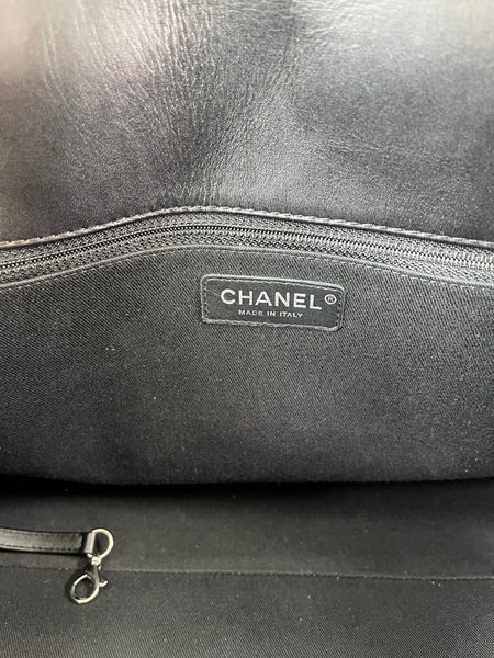 CHANEL Black Quilted Hampton Shopping Tote Shoulder Bag