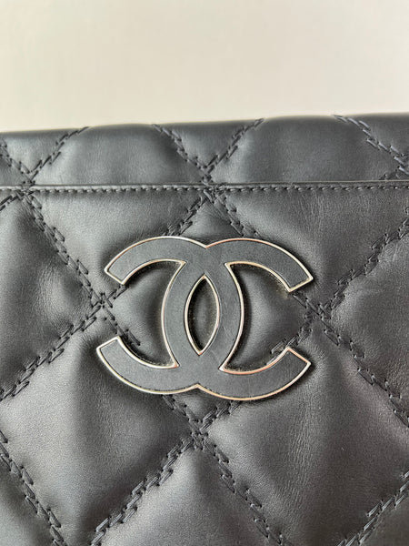 CHANEL Black Quilted Hampton Shopping Tote Shoulder Bag