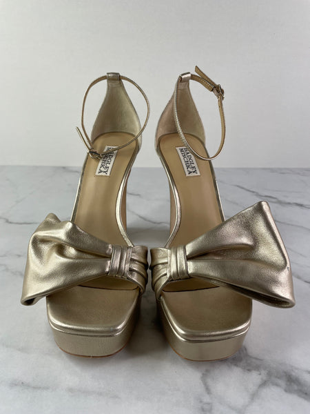 Badgley Mischka Alora Champagne Platform Sandals Size 8.5