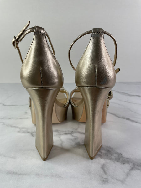 Badgley Mischka Alora Champagne Platform Sandals Size 8.5