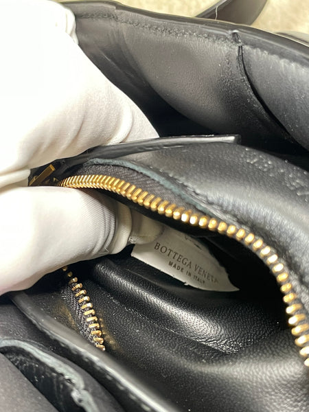 BOTTEGA VENETA Black Lambskin Padded Cassette Crossbody/Shoulder Bag