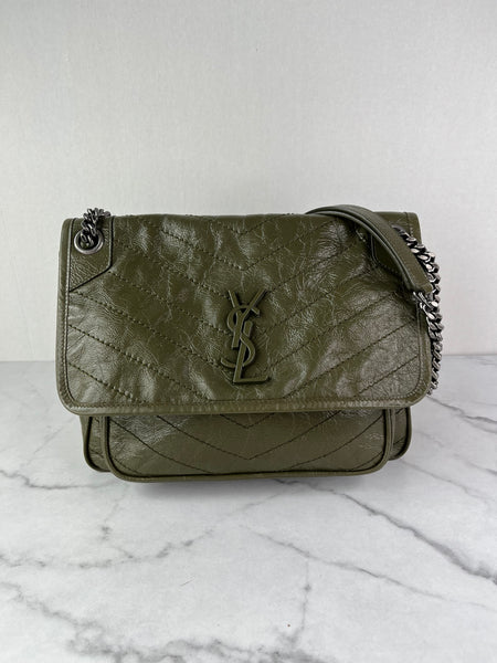 SAINT LAURENT Military Olive Crinkled Lambskin Matelasse Monogram Medium Niki Chain Shoulder/Crossbody Bag
