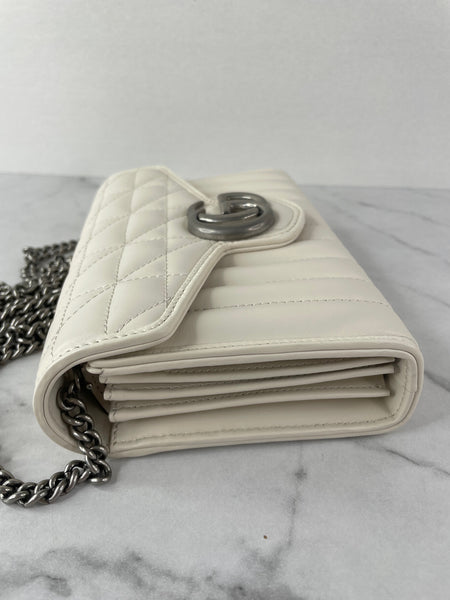 GUCCI White GG MARMONT WALLET ON CHAIN Crossbody/Shoulder Bag