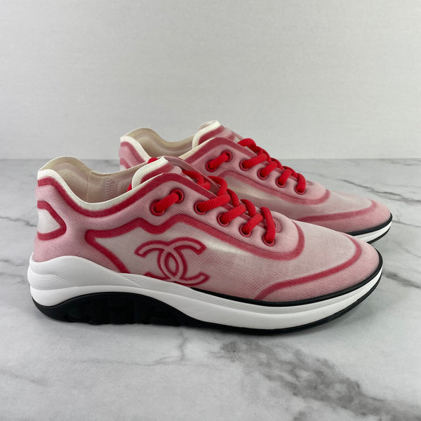 CHANEL White/Red Mesh Lycra Womens CC Logo Sneakers Size 38.5