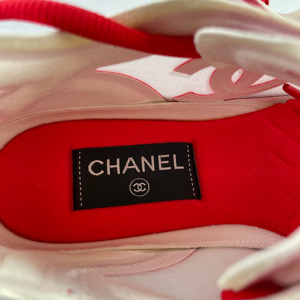 CHANEL White/Red Mesh Lycra Womens CC Logo Sneakers Size 38.5