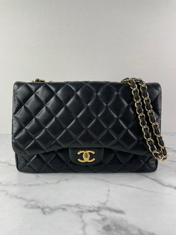 CHANEL Black Lambskin Quilted Jumbo Single Flap Bag