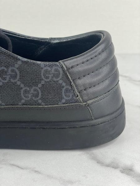GUCCI Men’s Black/Grey GG Supreme Sneakers Size: 10 (fits US 10-10.5)