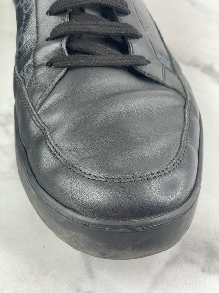 GUCCI Men’s Black/Grey GG Supreme Sneakers Size: 10 (fits US 10-10.5)