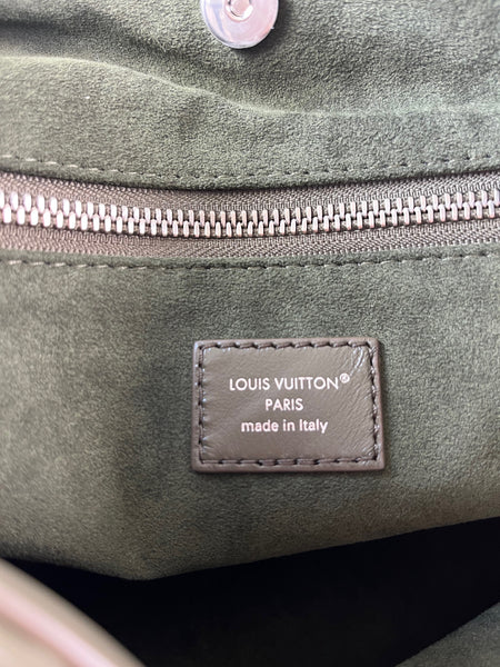 LOUIS VUITTON CarryAll Vibe MM Dark Kaki Shoulder/Crossbody Bag