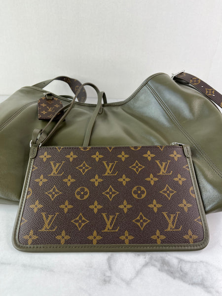 LOUIS VUITTON CarryAll Vibe MM Dark Kaki Shoulder/Crossbody Bag