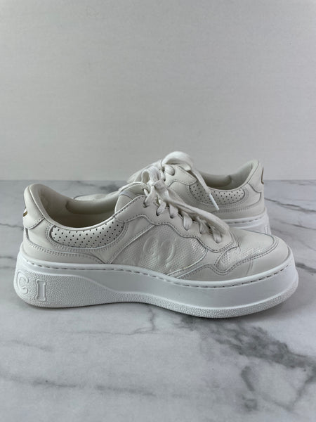 GUCCI White Calfskin GG Tennis Embossed Perforated Womens Platform Sneakers Size 37