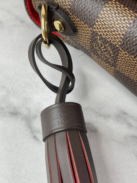 LOUIS VUITTON Damier Ebene Croisette Crossbody/Shoulder Bag