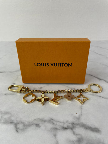 LOUIS VUITTON Fleur de Monogram Bag Charm Chain