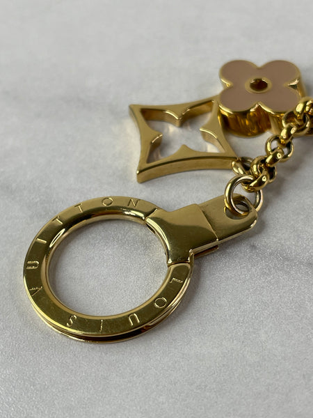 LOUIS VUITTON Fleur de Monogram Bag Charm Chain