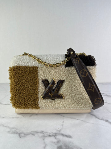 LOUIS VUITTON Creme/Brown Monogram Epi Shearling Teddy Twist MM Shoulder/Crossbody Bag