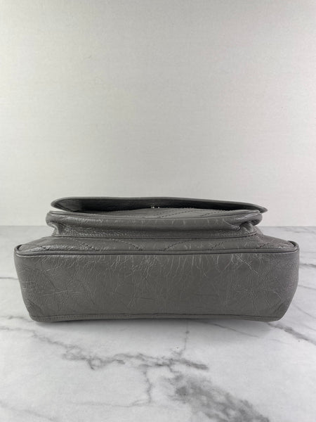 Saint Laurent Grey Large NIKI CHAIN BAG IN CRINKLED VINTAGE LEATHER Shoulder/Crossbody Bag