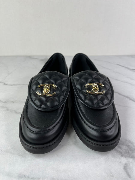 CHANEL Black Lambskin Quilted CC Turnlock Loafers Size 37