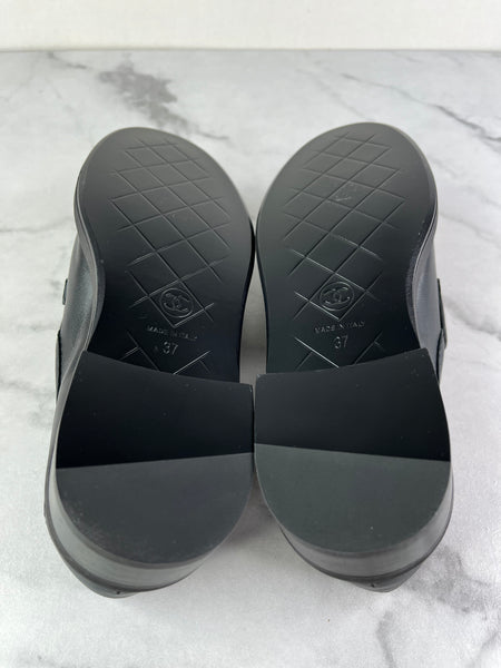 CHANEL Black Lambskin Quilted CC Turnlock Loafers Size 37