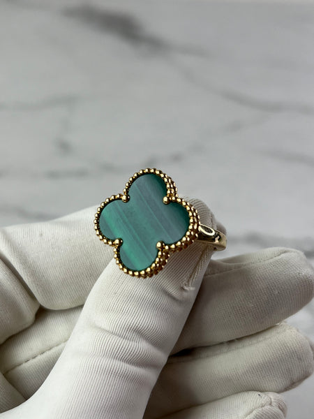 VAN CLEEF & ARPELS 18K Yellow Gold Malachite Magic Alhambra Ring Size 55